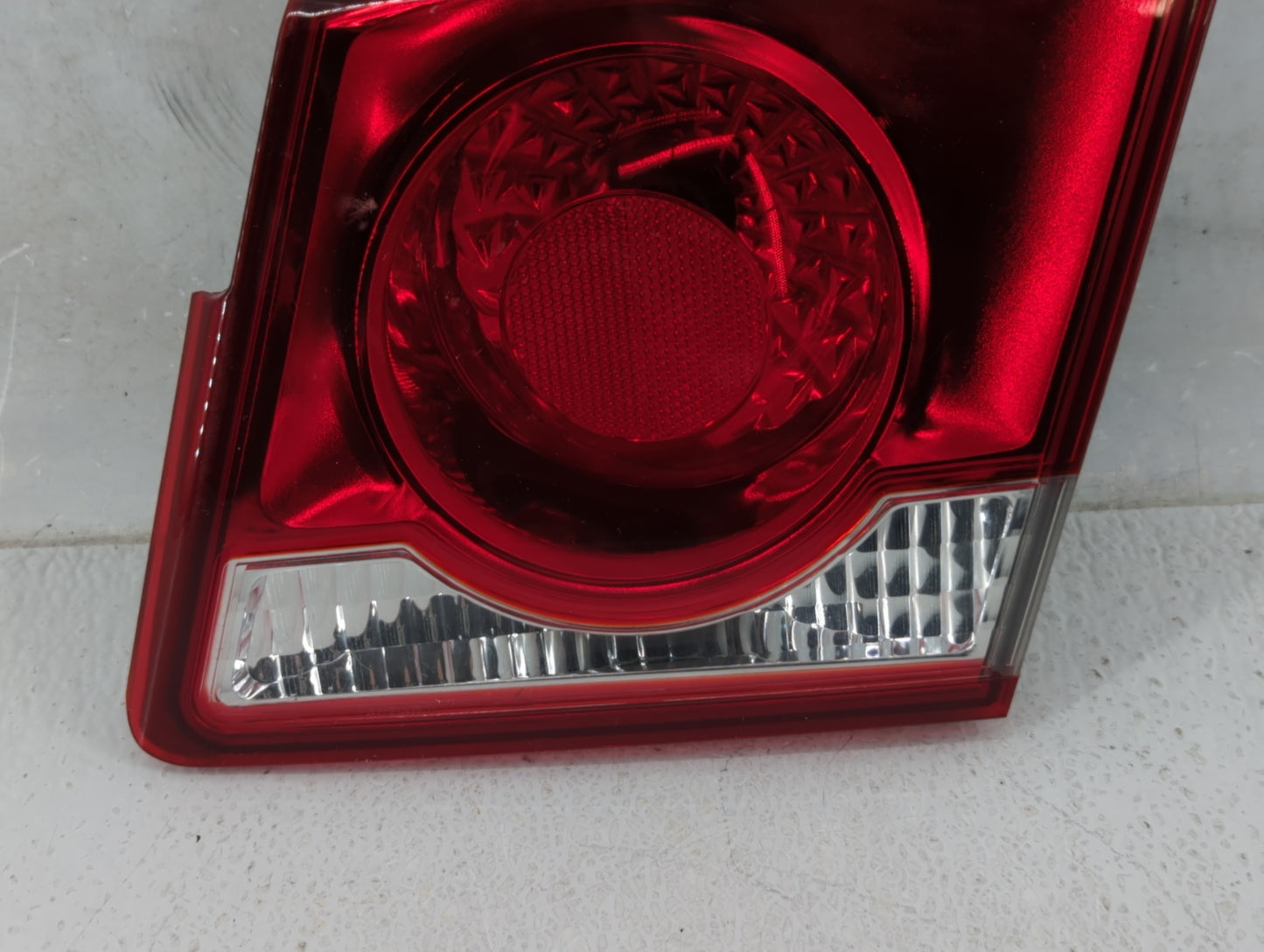 2011-2016 Chevrolet Cruze Tail Light Assembly Driver Left OEM P/N:335-1307R-AS Fits Fits 2011 2012 2013 2014 2015 2016 OEM U