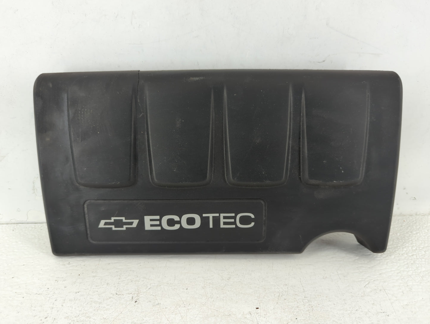 2014 Chevrolet Cruze Engine Cover - Oemusedautoparts1.com