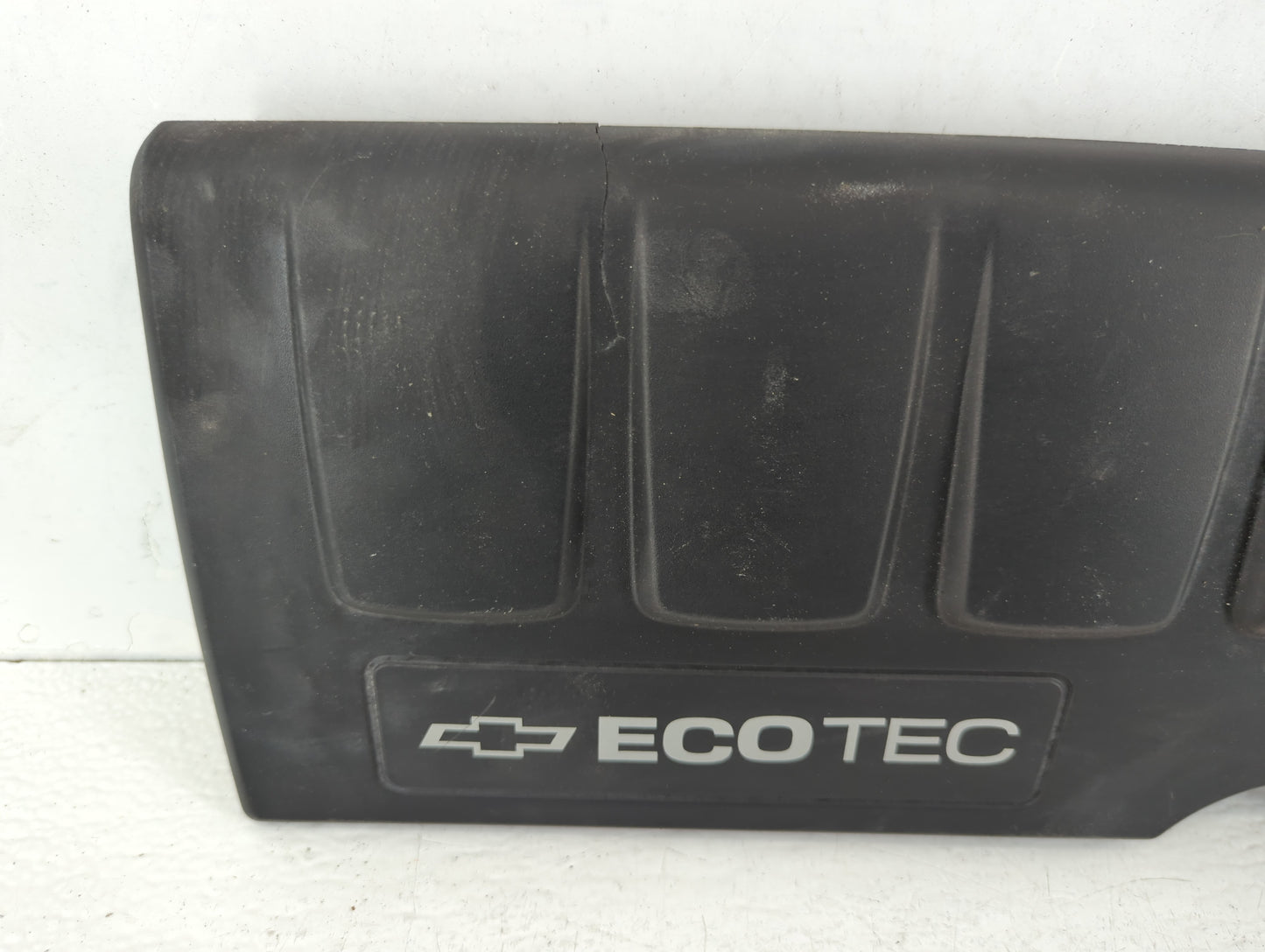 2014 Chevrolet Cruze Engine Cover - Oemusedautoparts1.com