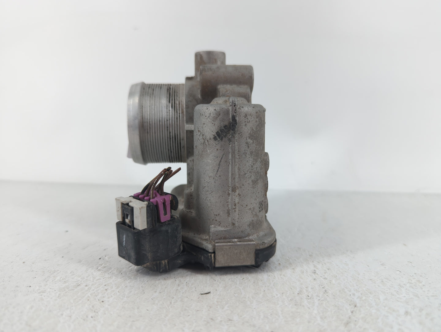 2011-2016 Chevrolet Cruze Throttle Body P/N:0 280 750 581 55581662 Fits OEM Used Auto Parts - Oemusedautoparts1.com
