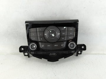 2014 Chevrolet Cruze Climate Control Module Temperature AC/Heater Replacement P/N:95166368 Fits OEM Used Auto Parts - Oemuse