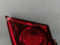 2011-2016 Chevrolet Cruze Tail Light Assembly Passenger Right OEM P/N:2T 11 1P GM 11-6357-00-CA Fits OEM Used Auto Parts - O