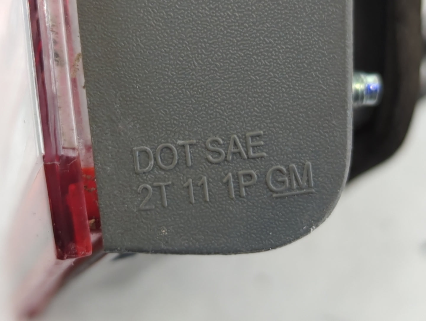 2011-2016 Chevrolet Cruze Tail Light Assembly Passenger Right OEM P/N:2T 11 1P GM 11-6357-00-CA Fits OEM Used Auto Parts - O