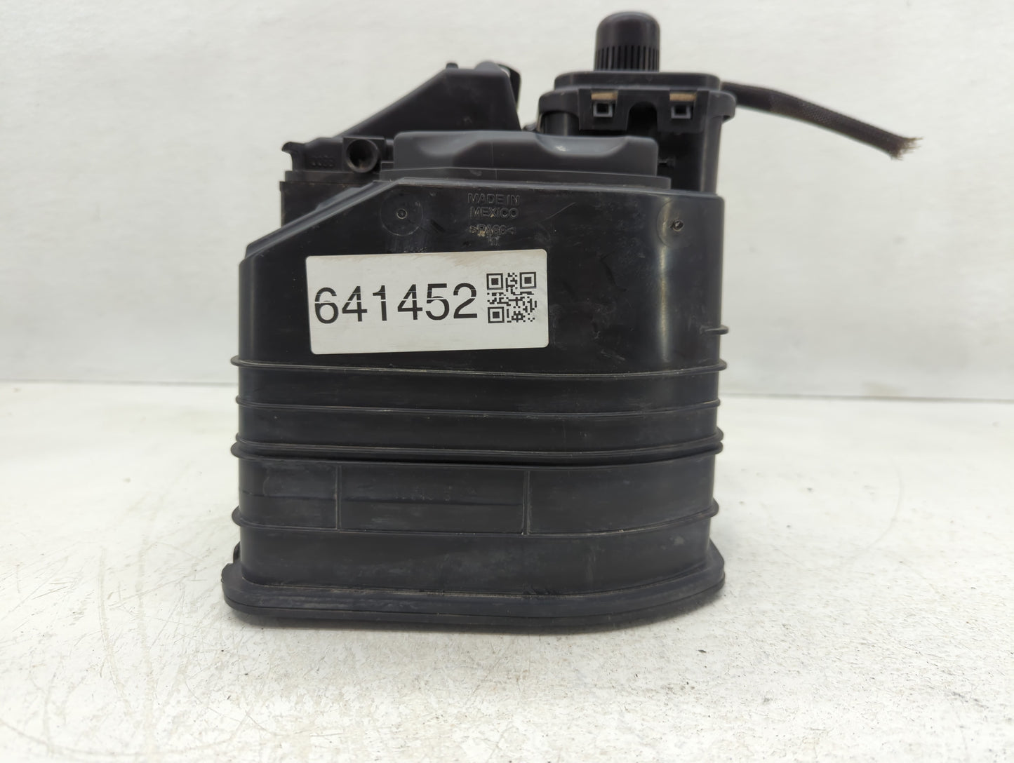 2014 Chevrolet Cruze Fuel Vapor Charcoal Canister - Oemusedautoparts1.com