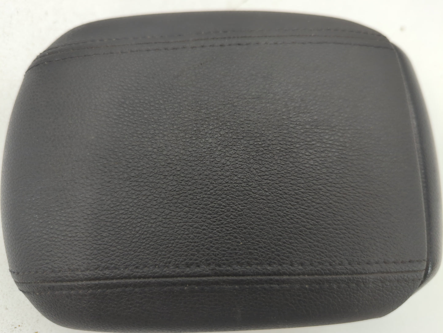 2013-2016 Chevrolet Cruze Center Console Armrest Cover Lid - Oemusedautoparts1.com