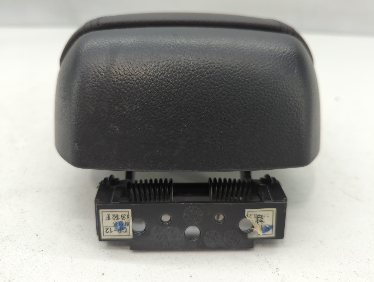 2013-2016 Chevrolet Cruze Center Console Armrest Cover Lid - Oemusedautoparts1.com