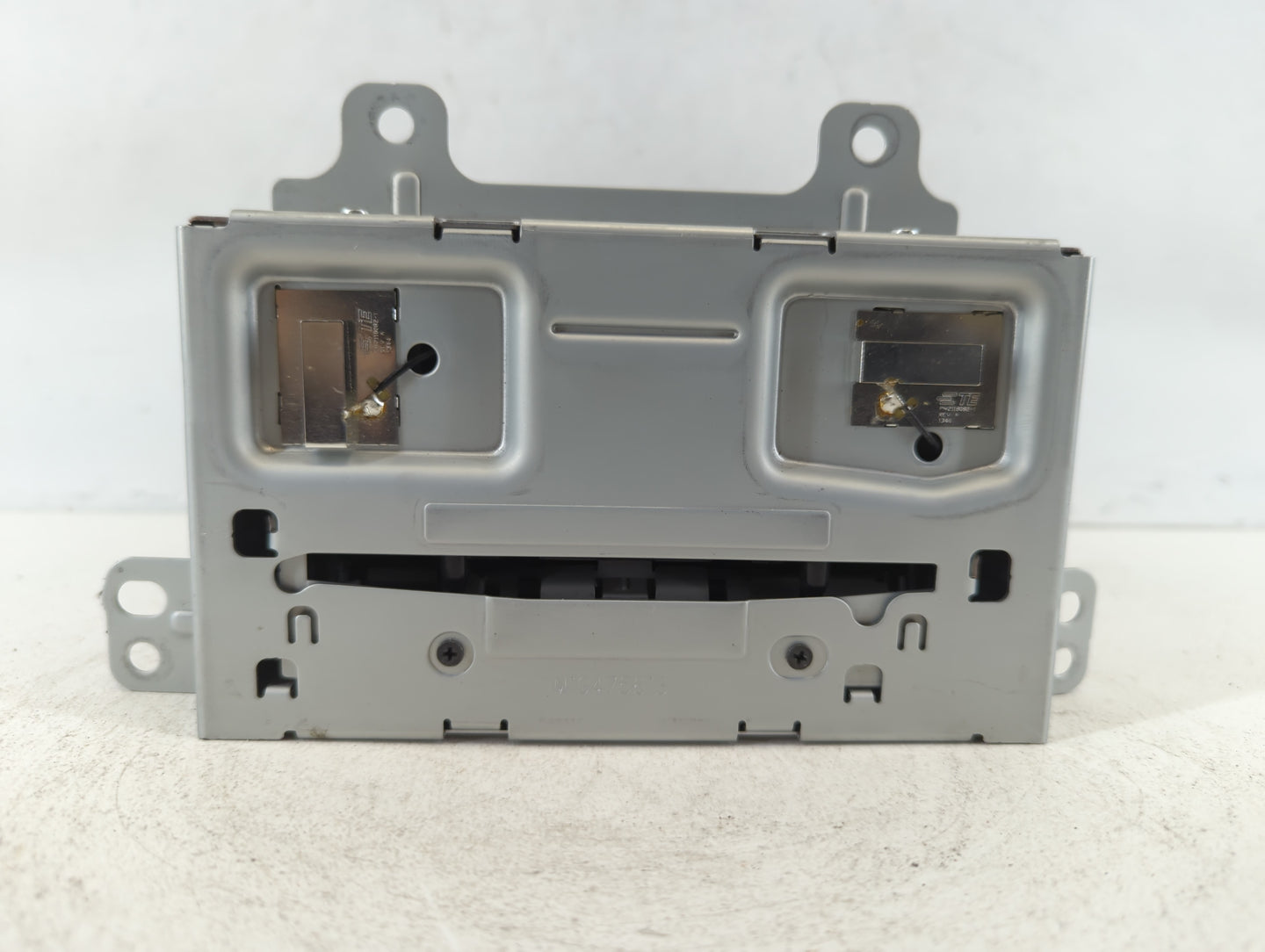 2014-2014 Chevrolet Cruze Am Fm Cd Player Radio Receiver - Oemusedautoparts1.com