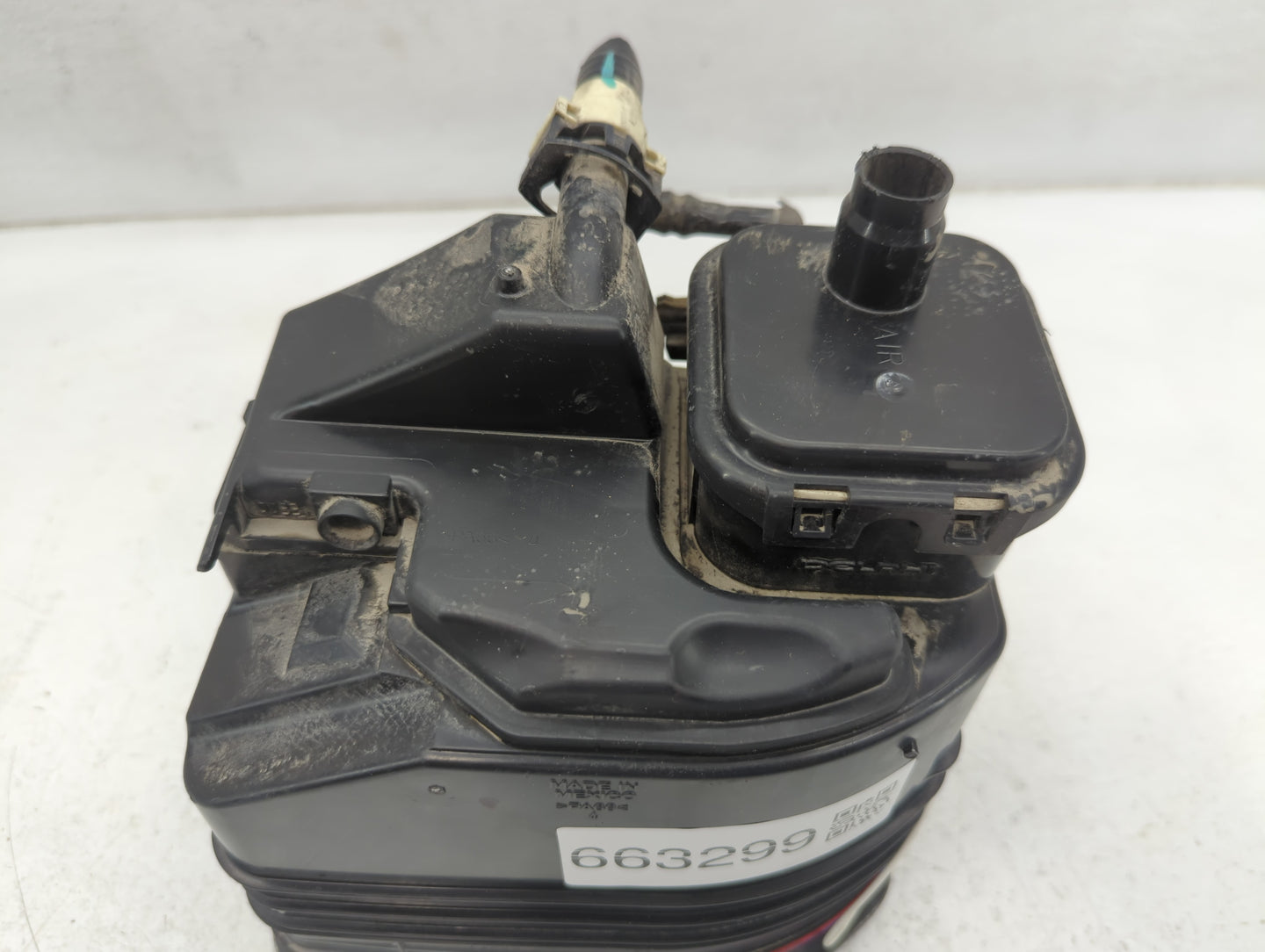 2014 Chevrolet Cruze Fuel Vapor Charcoal Canister - Oemusedautoparts1.com