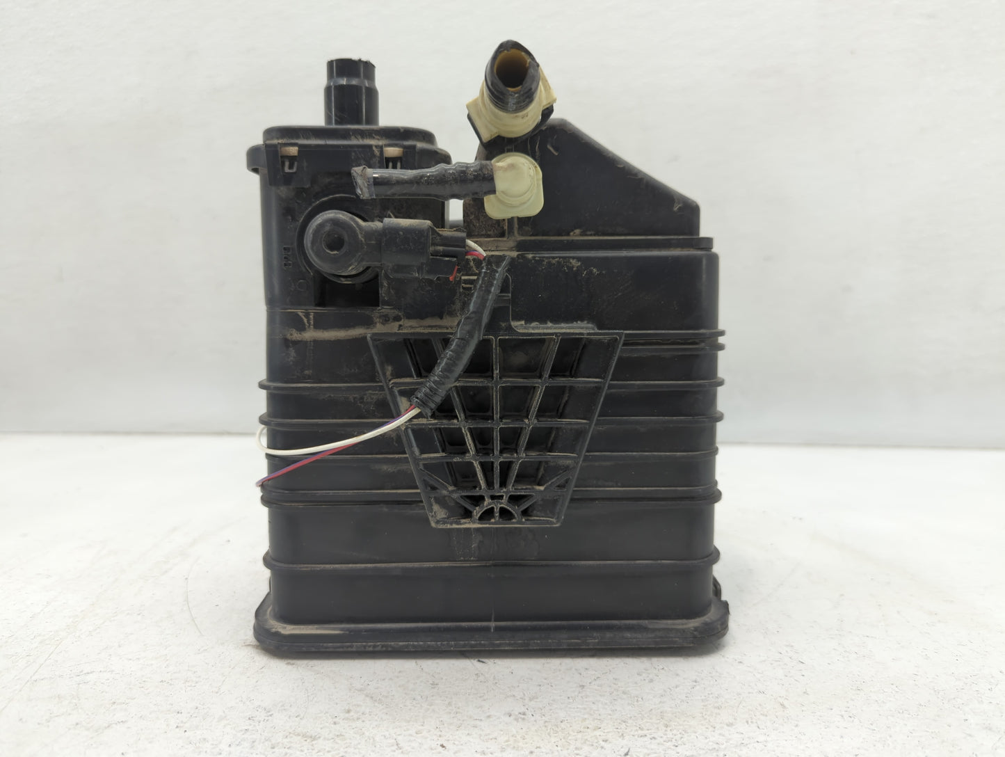 2014 Chevrolet Cruze Fuel Vapor Charcoal Canister - Oemusedautoparts1.com