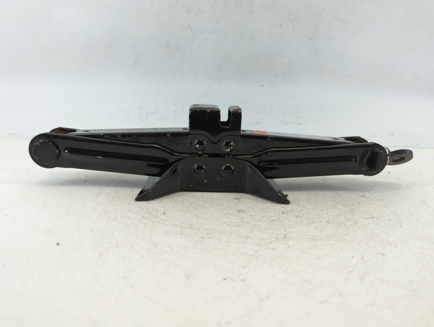 2014 Chevrolet Cruze Spare Scissor Car Jack - Oemusedautoparts1.com