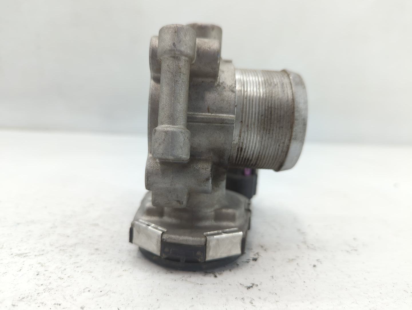 2011-2016 Chevrolet Cruze Throttle Body P/N:55 581 662 Fits Fits 2011 2012 2013 2014 2015 2016 2017 2018 2019 2020 2021 OEM 