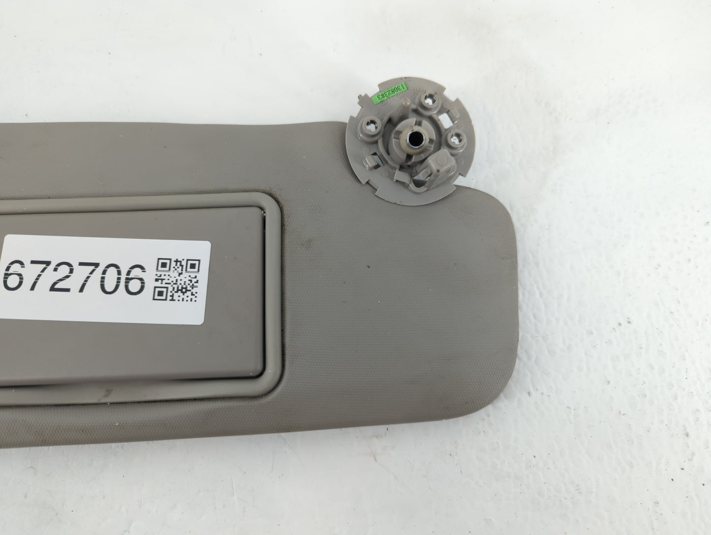 2011-2016 Chevrolet Cruze Sun Visor Shade Replacement Passenger Right Mirror Fits Fits 2011 2012 2013 2014 2015 2016 OEM Use