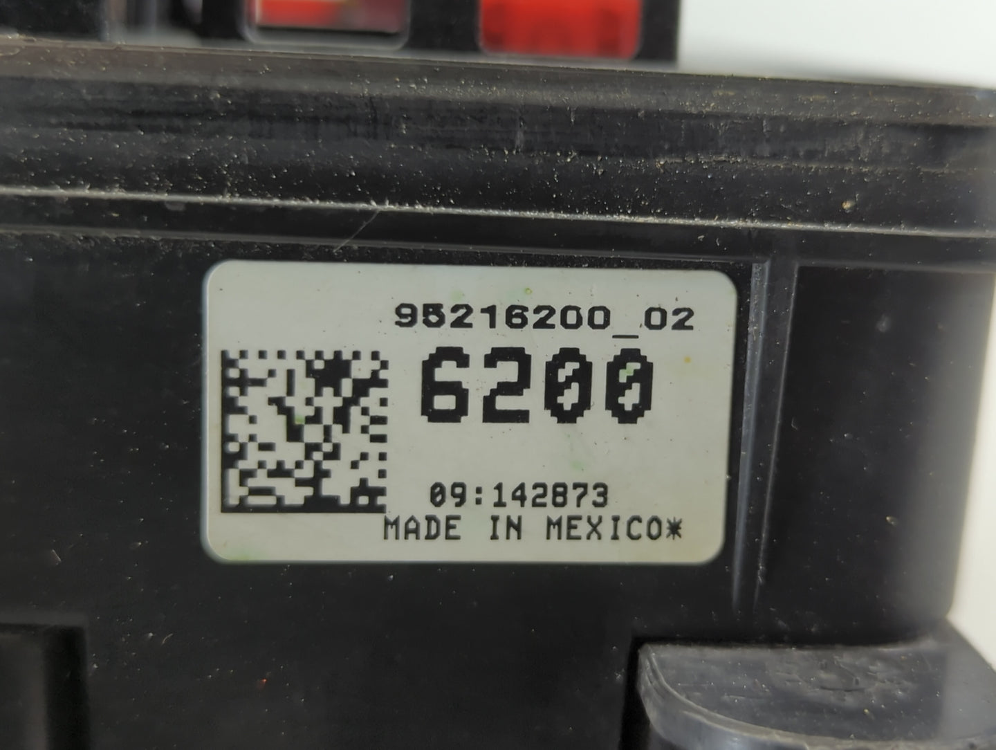 2011-2014 Chevrolet Cruze Fusebox Fuse Box Panel Relay Module P/N:142873 95216200_02 Fits Fits 2011 2012 2013 2014 OEM Used 