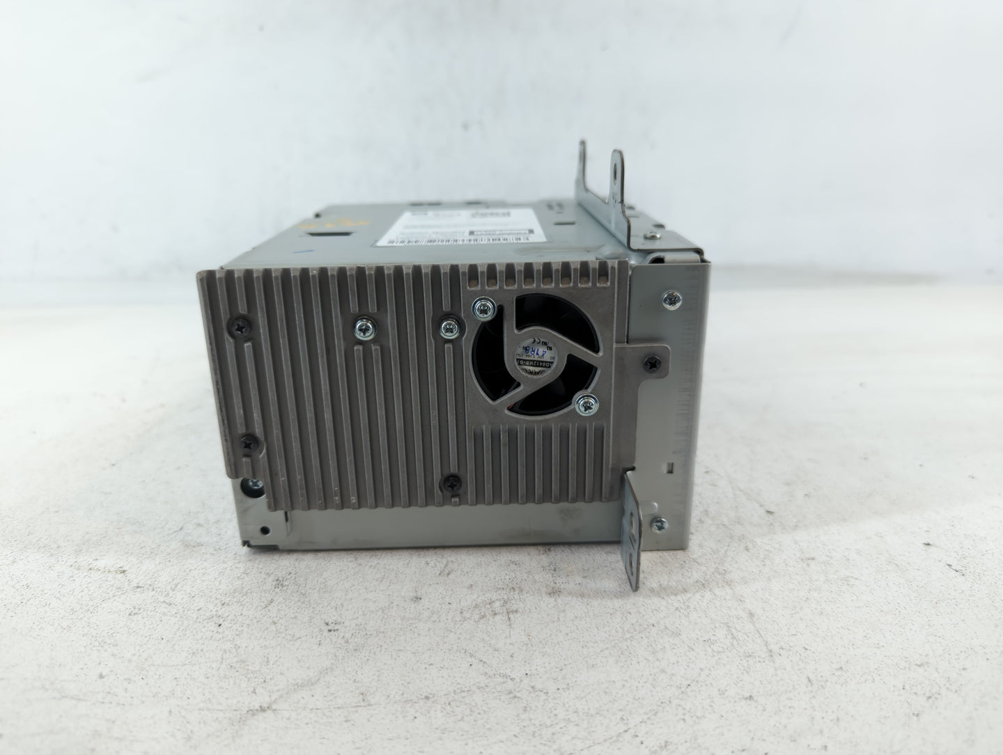 2014-2016 Chevrolet Cruze Am Fm Cd Player Radio Receiver - Oemusedautoparts1.com