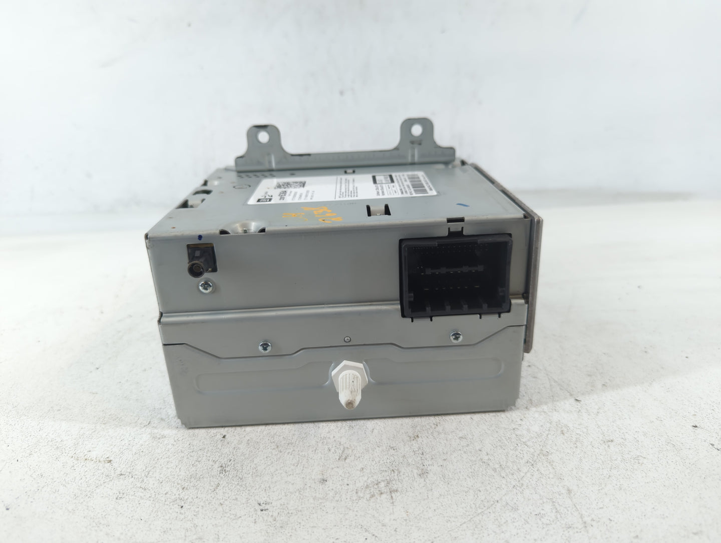 2014-2016 Chevrolet Cruze Am Fm Cd Player Radio Receiver - Oemusedautoparts1.com