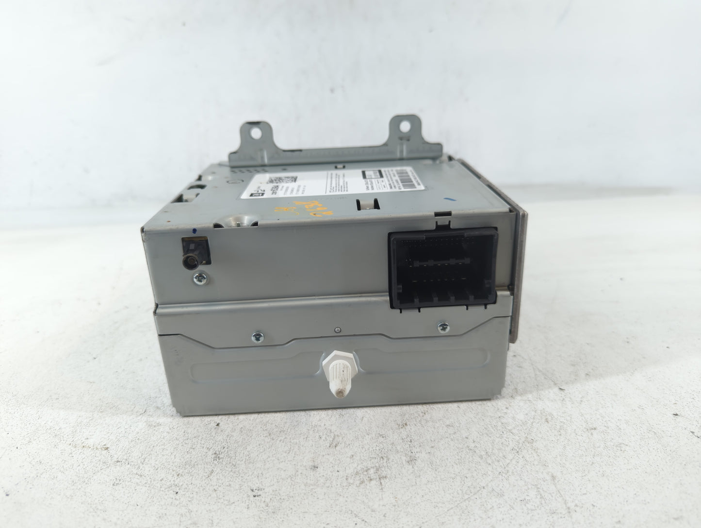 2014-2016 Chevrolet Cruze Am Fm Cd Player Radio Receiver - Oemusedautoparts1.com