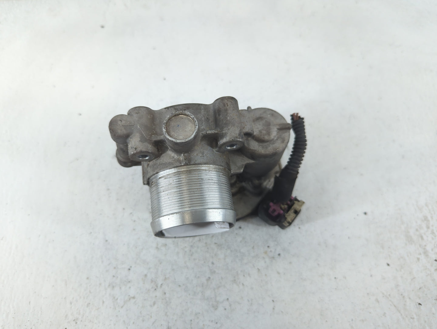 2011-2016 Chevrolet Cruze Throttle Body P/N:55581662 Fits Fits 2011 2012 2013 2014 2015 2016 2017 2018 2019 2020 2021 OEM Us