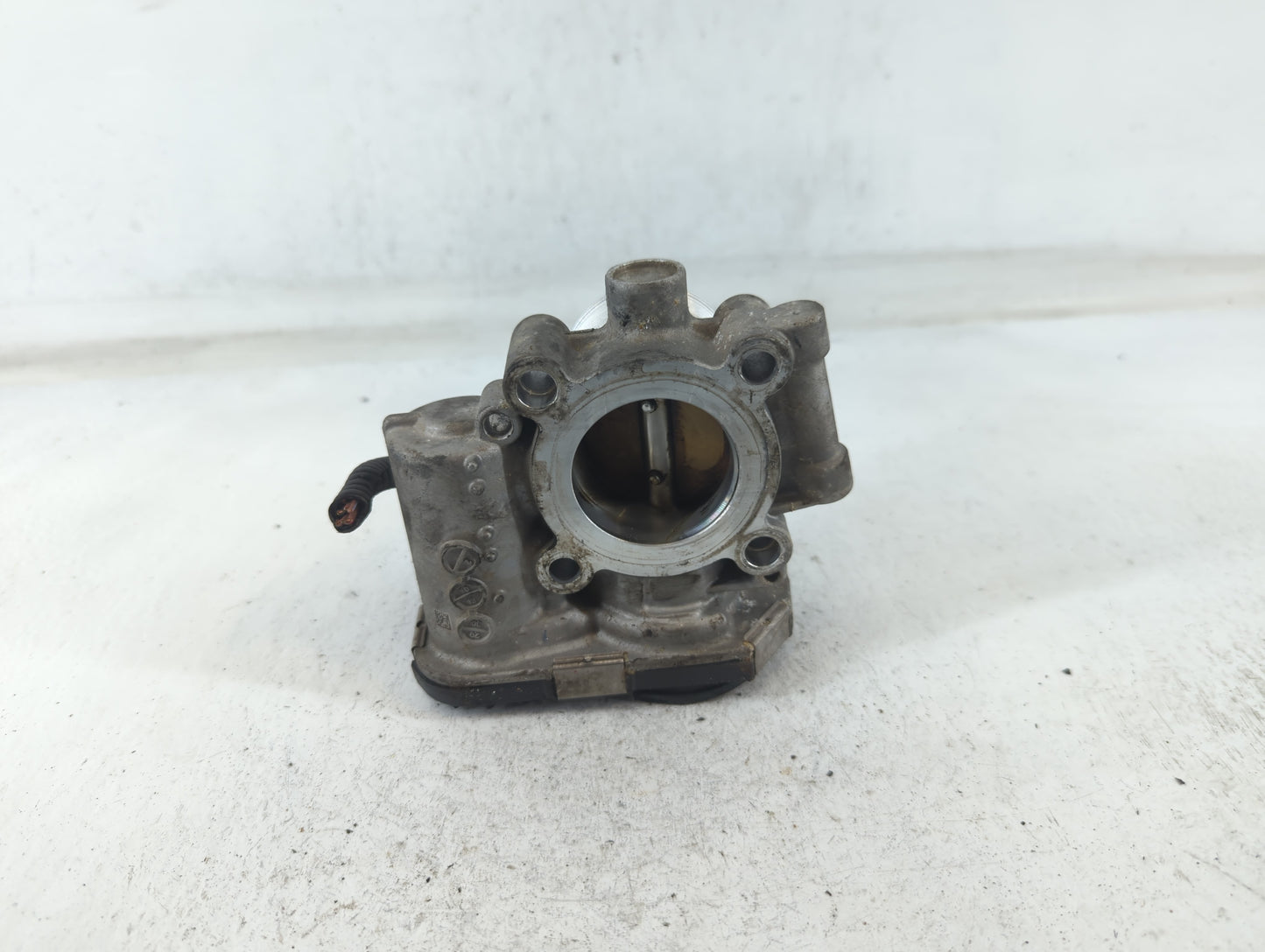 2011-2016 Chevrolet Cruze Throttle Body P/N:55581662 Fits Fits 2011 2012 2013 2014 2015 2016 2017 2018 2019 2020 2021 OEM Us