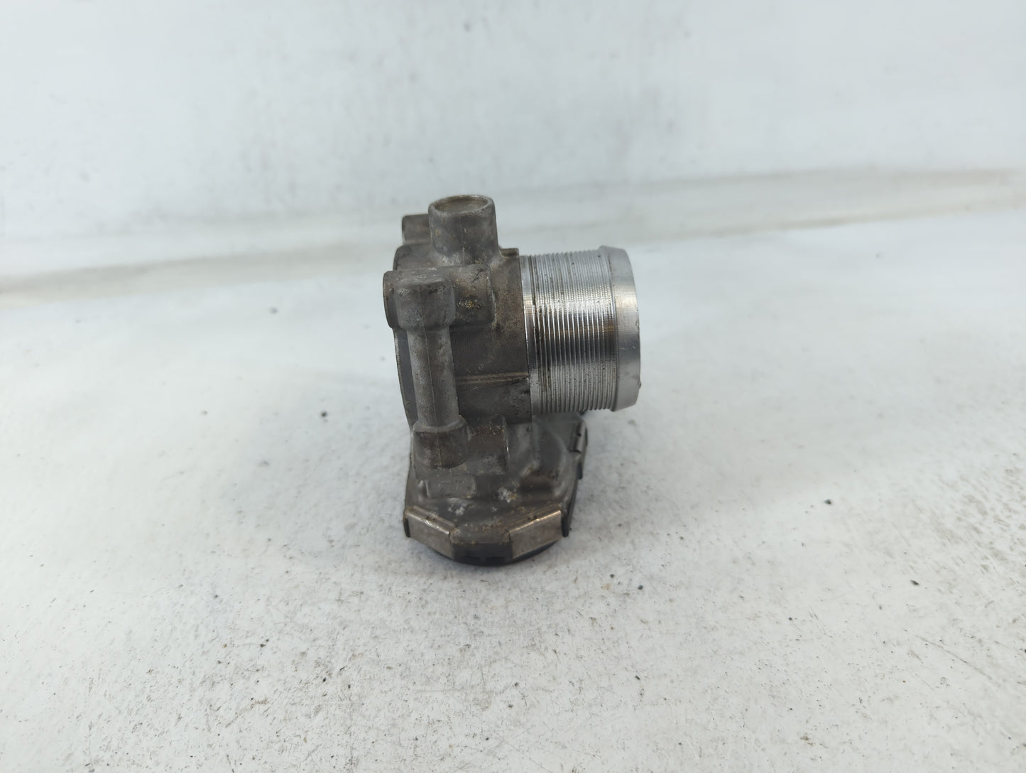 2011-2016 Chevrolet Cruze Throttle Body P/N:55581662 Fits Fits 2011 2012 2013 2014 2015 2016 2017 2018 2019 2020 2021 OEM Us