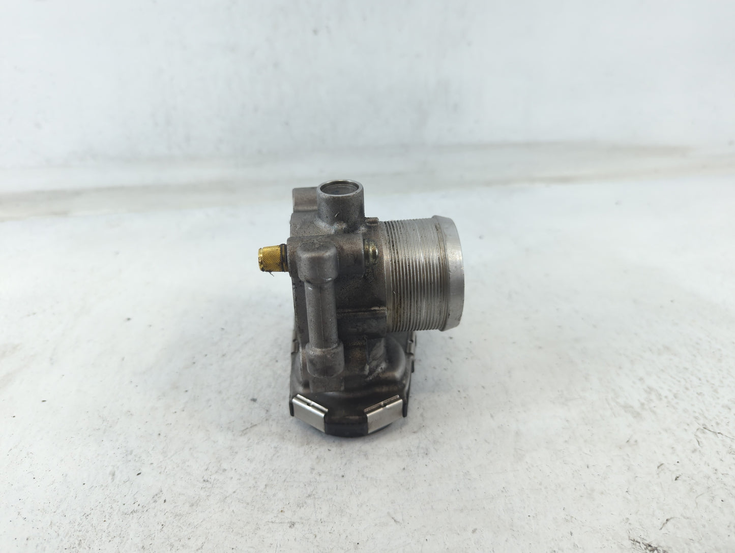 2011-2016 Chevrolet Cruze Throttle Body P/N:55581662 Fits Fits 2011 2012 2013 2014 2015 2016 2017 2018 2019 2020 2021 OEM Us