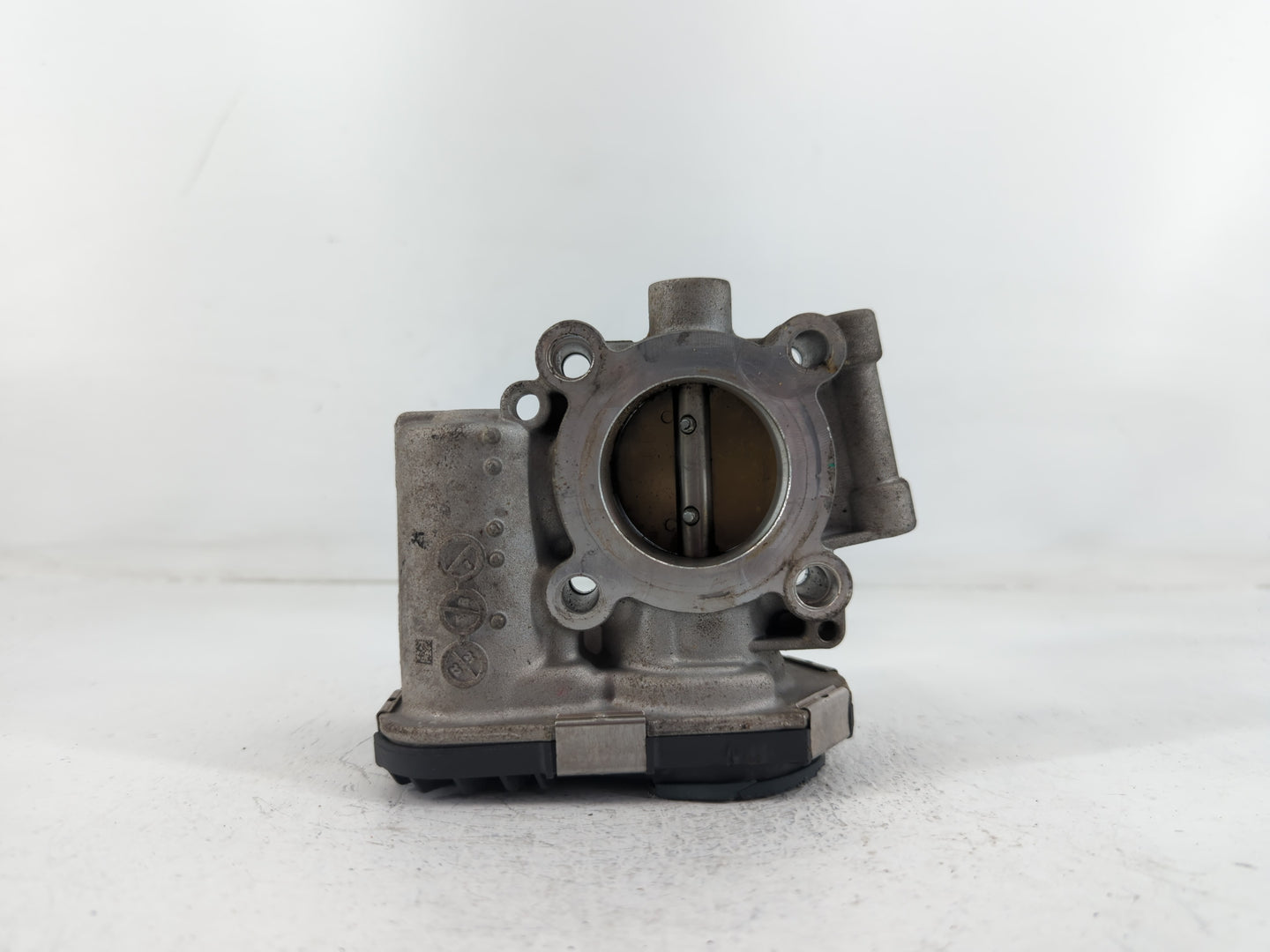 2011-2016 Chevrolet Cruze Throttle Body P/N:0 280 750 581 55581662 Fits OEM Used Auto Parts - Oemusedautoparts1.com