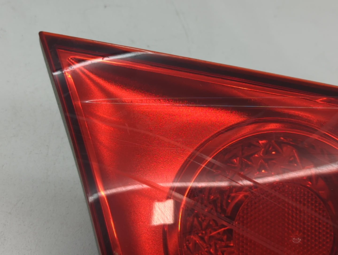 2011-2016 Chevrolet Cruze Tail Light Assembly Passenger Right OEM P/N:12V#3057KLCP Fits Fits 2011 2012 2013 2014 2015 2016 O