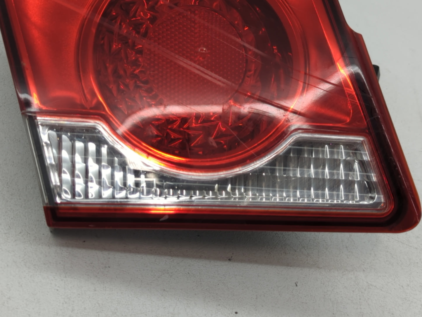 2011-2016 Chevrolet Cruze Tail Light Assembly Passenger Right OEM P/N:12V#3057KLCP Fits Fits 2011 2012 2013 2014 2015 2016 O