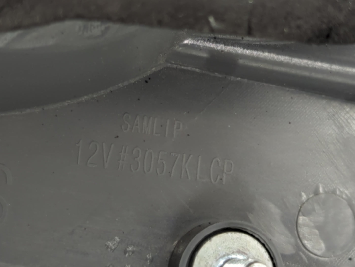 2011-2016 Chevrolet Cruze Tail Light Assembly Passenger Right OEM P/N:12V#3057KLCP Fits Fits 2011 2012 2013 2014 2015 2016 O