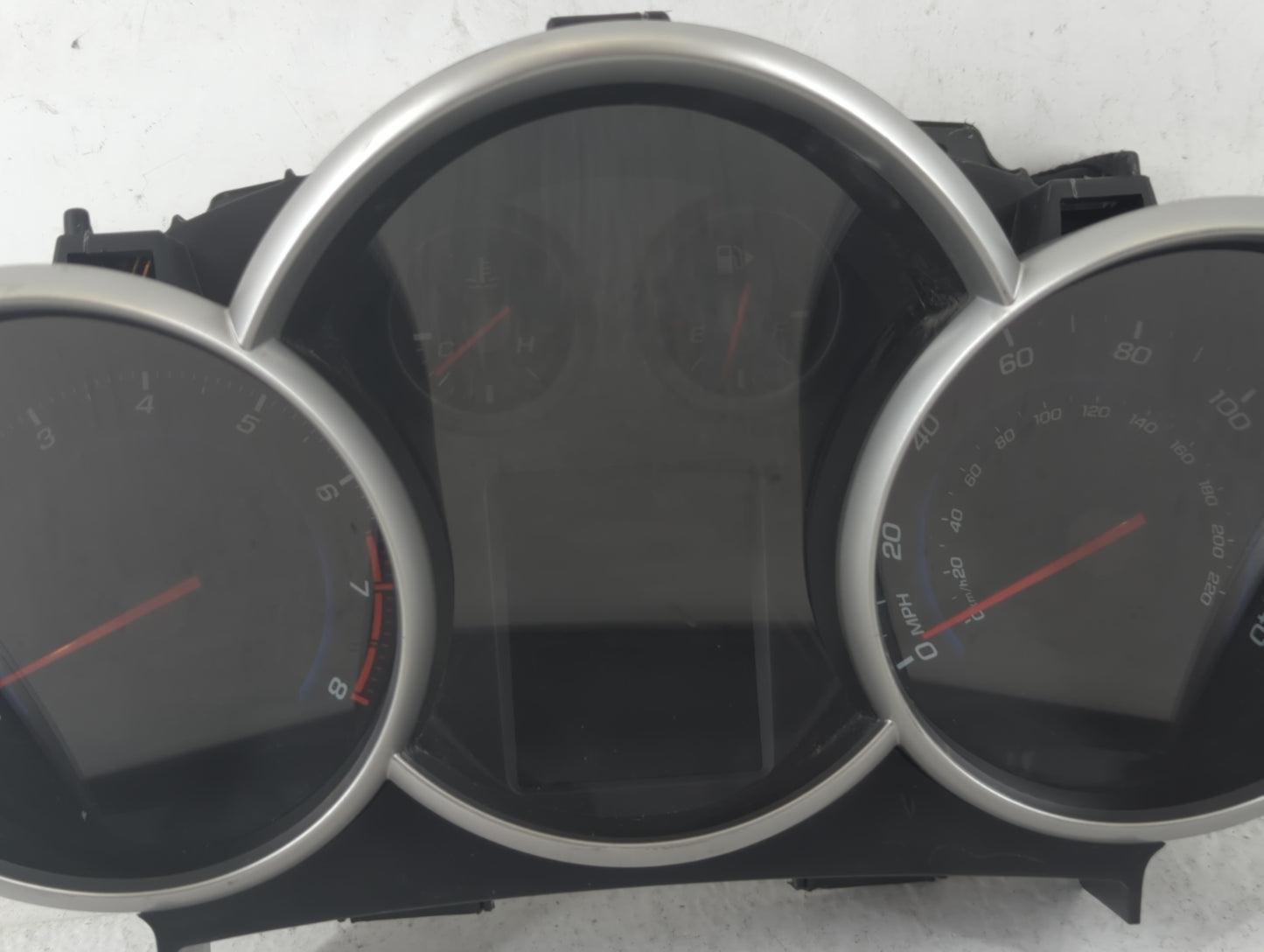 2013-2014 Chevrolet Cruze Instrument Cluster Speedometer Gauges P/N:811511914 95129378 Fits Fits 2013 2014 OEM Used Auto Par