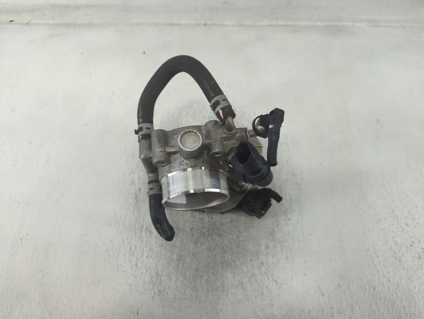 2011-2016 Chevrolet Cruze Throttle Body P/N:0 280 750 245 55561495 Fits Fits 2009 2010 2011 2012 2013 2014 2015 2016 2017 20