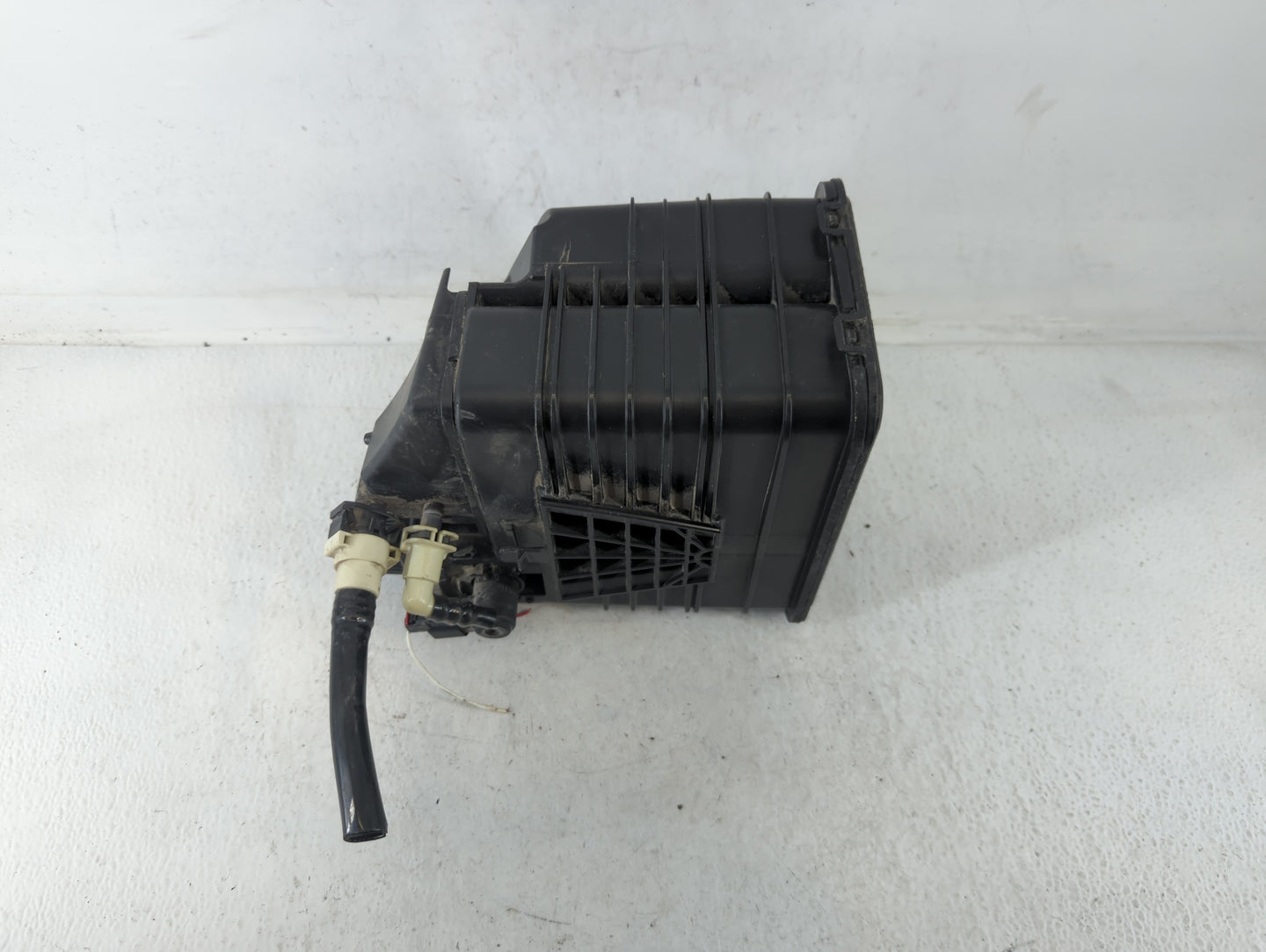 2014 Chevrolet Cruze Fuel Vapor Charcoal Canister - Oemusedautoparts1.com
