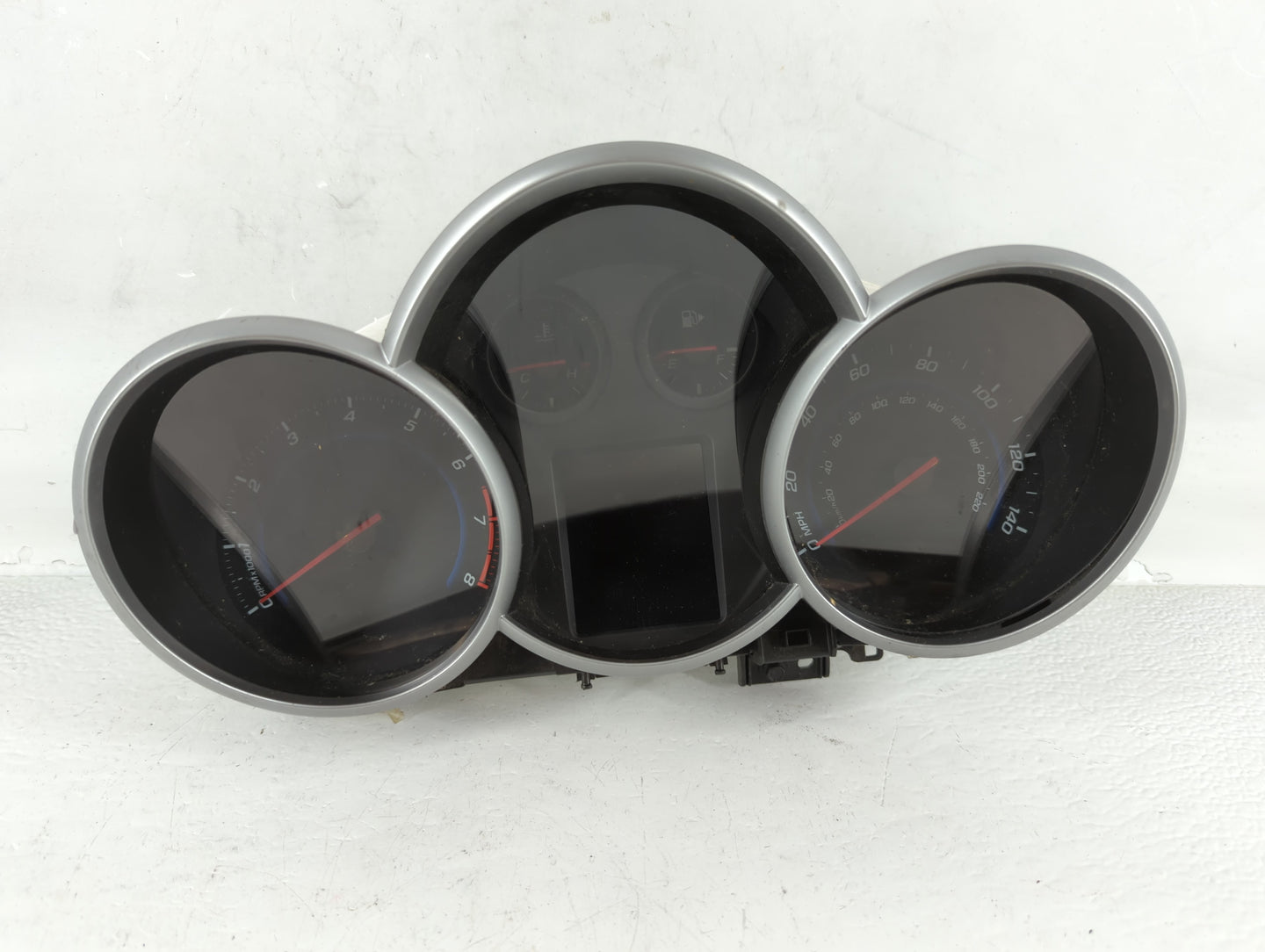 2013-2014 Chevrolet Cruze Instrument Cluster Speedometer Gauges P/N:94560794 811511914 Fits Fits 2013 2014 OEM Used Auto Par