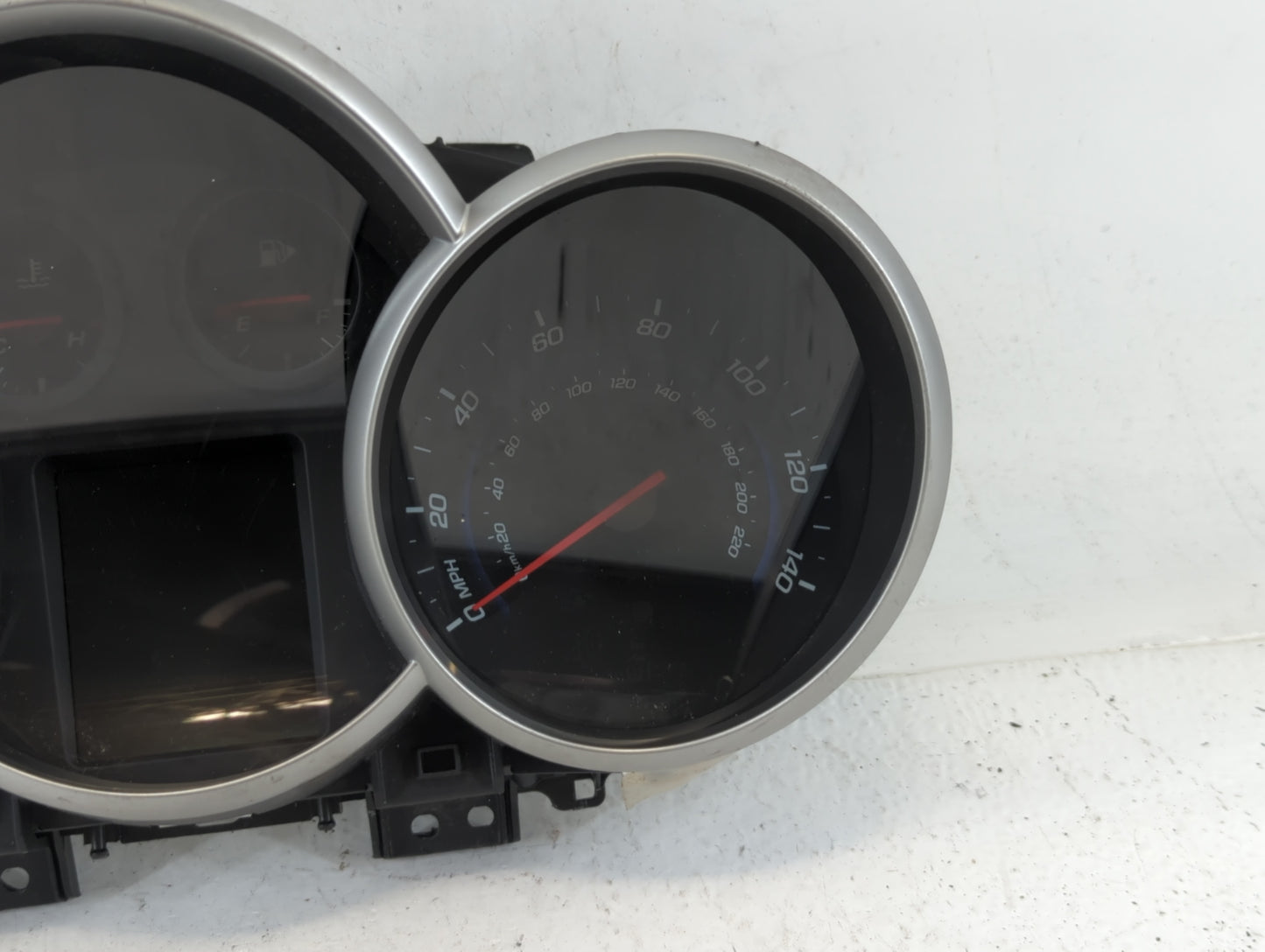 2013-2014 Chevrolet Cruze Instrument Cluster Speedometer Gauges P/N:94560794 811511914 Fits Fits 2013 2014 OEM Used Auto Par