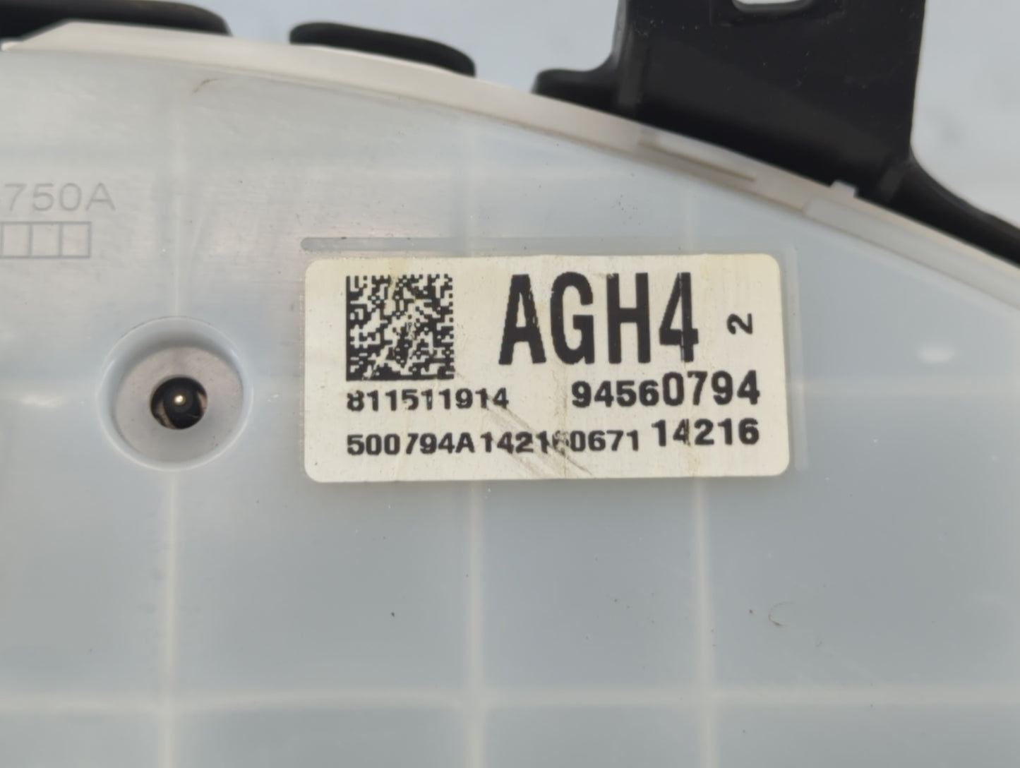 2013-2014 Chevrolet Cruze Instrument Cluster Speedometer Gauges P/N:94560794 811511914 Fits Fits 2013 2014 OEM Used Auto Par