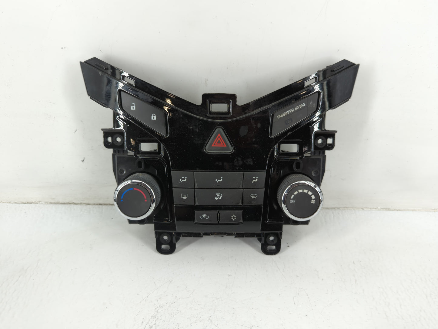 2012-2016 Chevrolet Cruze Climate Control Module Temperature AC/Heater Replacement P/N:386207A033080640 95146207 Fits OEM Us