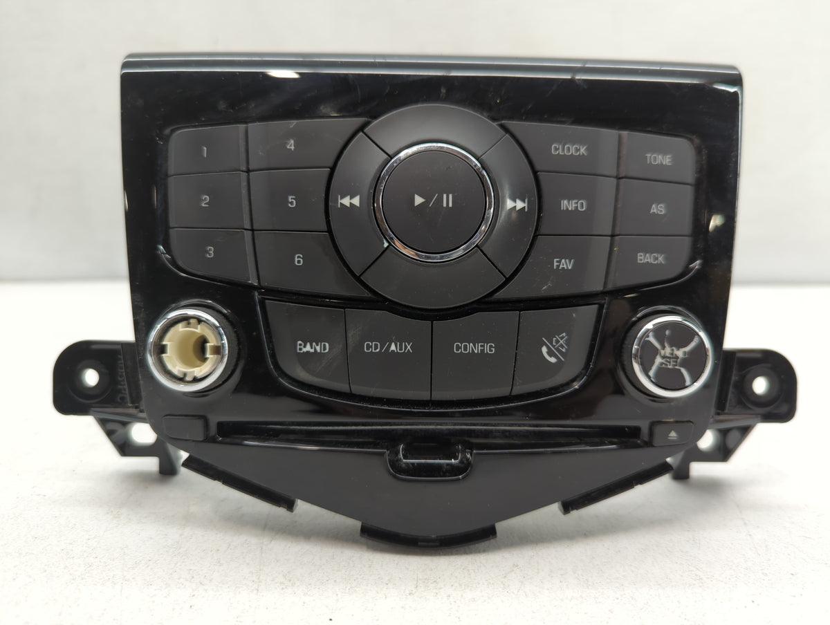 2011-2016 Chevrolet Cruze Am Fm Cd Player Radio Receiver 690227 - Oemusedautoparts1.com