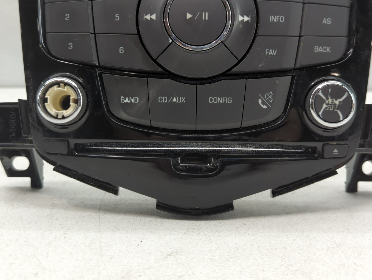 2011-2016 Chevrolet Cruze Am Fm Cd Player Radio Receiver - Oemusedautoparts1.com