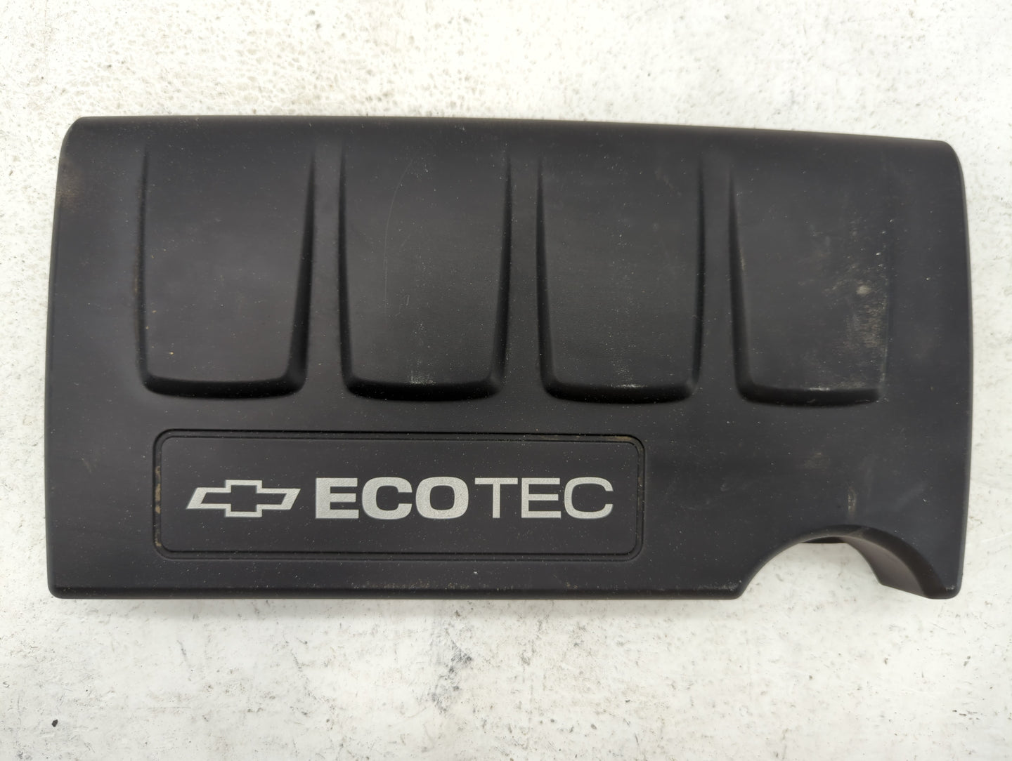 2014 Chevrolet Cruze Engine Cover - Oemusedautoparts1.com