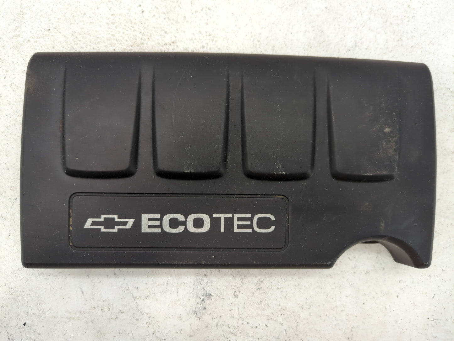2014 Chevrolet Cruze Engine Cover - Oemusedautoparts1.com