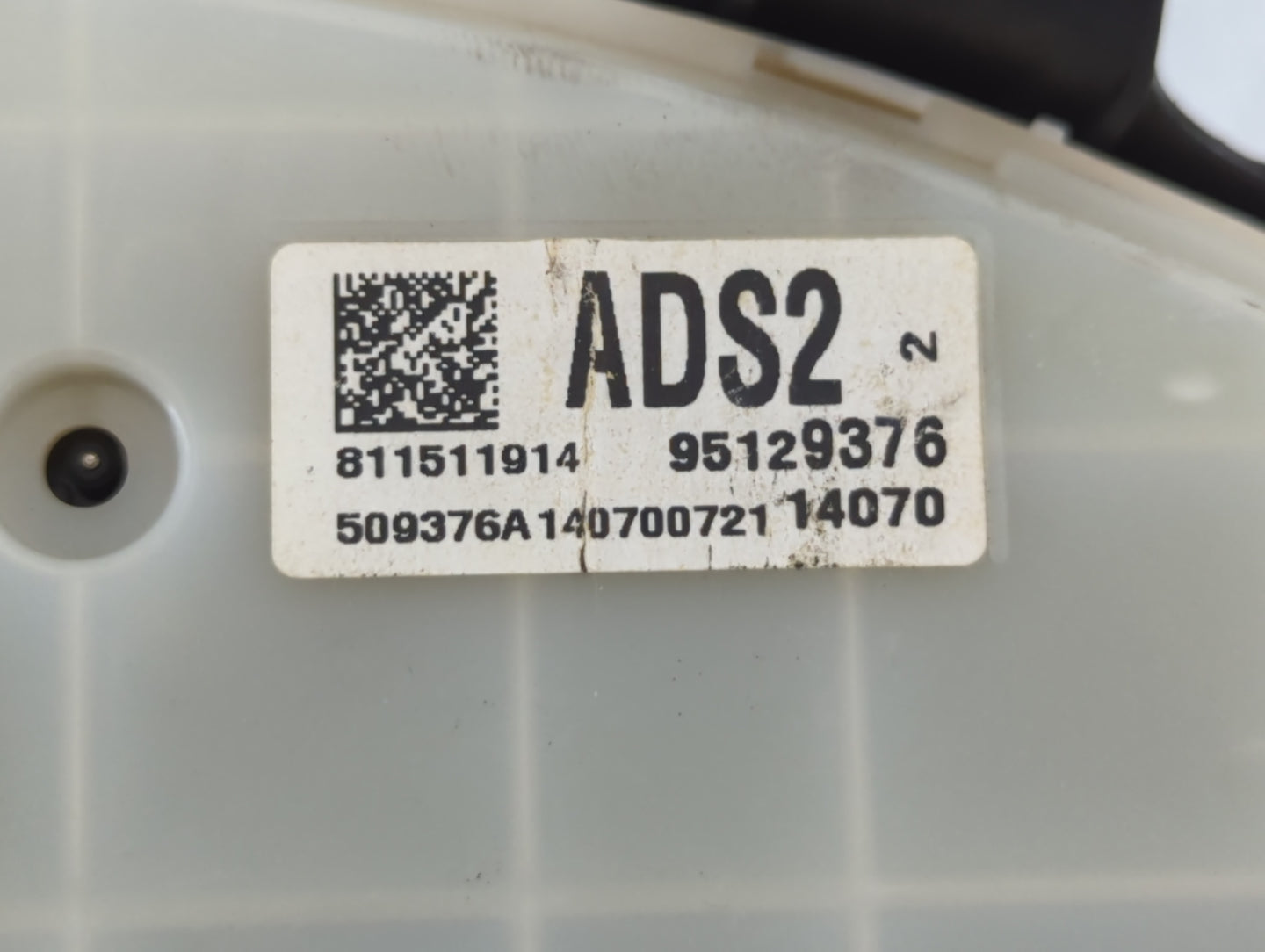 2013-2014 Chevrolet Cruze Instrument Cluster Speedometer Gauges P/N:811511914 95129376 Fits Fits 2013 2014 OEM Used Auto Par