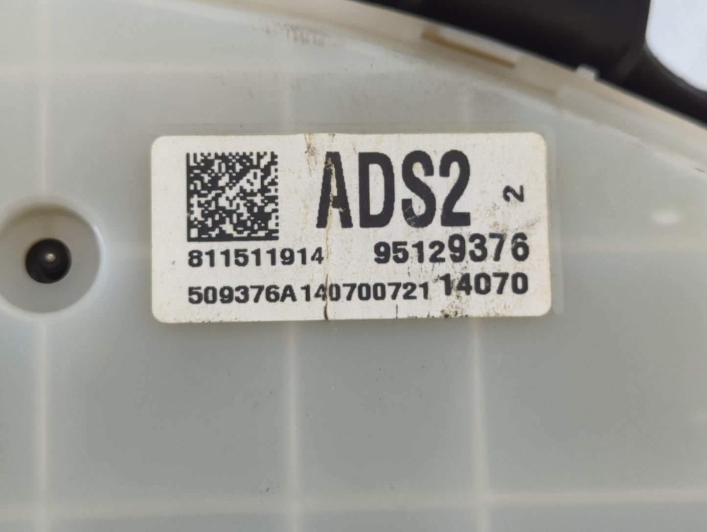 2013-2014 Chevrolet Cruze Instrument Cluster Speedometer Gauges P/N:811511914 95129376 Fits Fits 2013 2014 OEM Used Auto Par