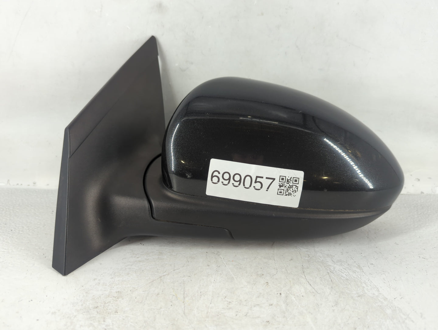 2011-2016 Chevrolet Cruze Driver Side View Mirror - Left Door Mirror OEM Used - Oemusedautoparts1.com