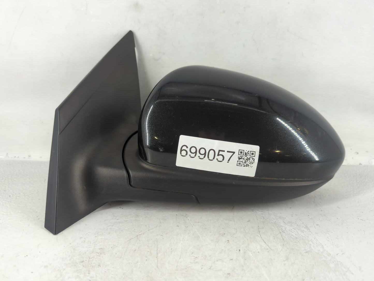 2011-2016 Chevrolet Cruze Driver Side View Mirror - Left Door Mirror OEM Used - Oemusedautoparts1.com