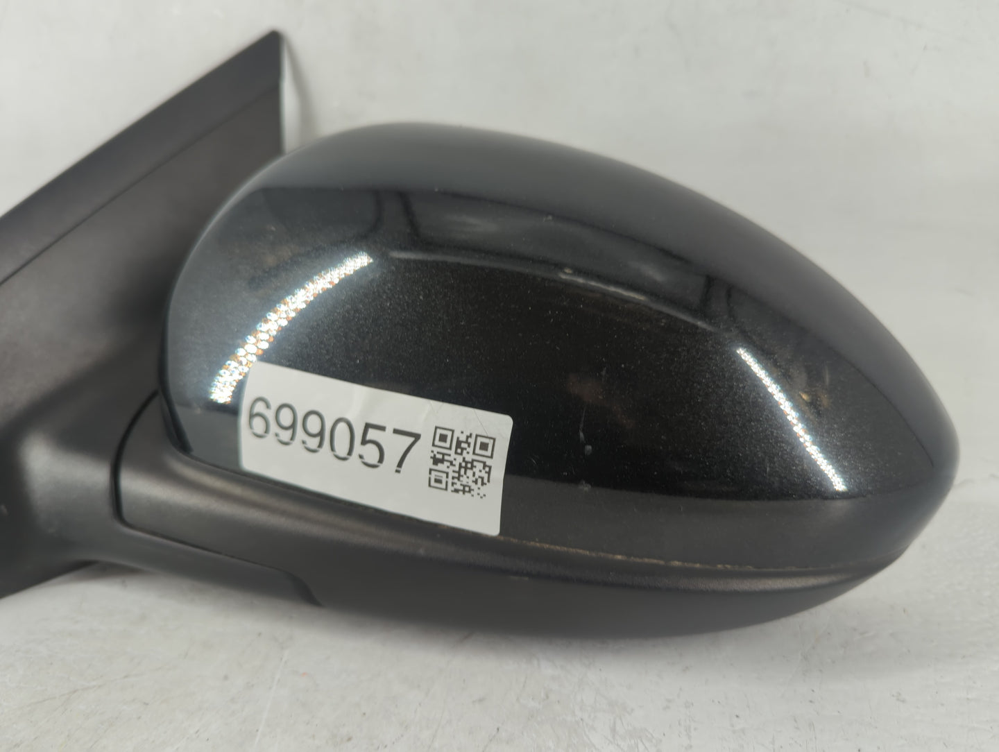 2011-2016 Chevrolet Cruze Driver Side View Mirror - Left Door Mirror OEM Used - Oemusedautoparts1.com