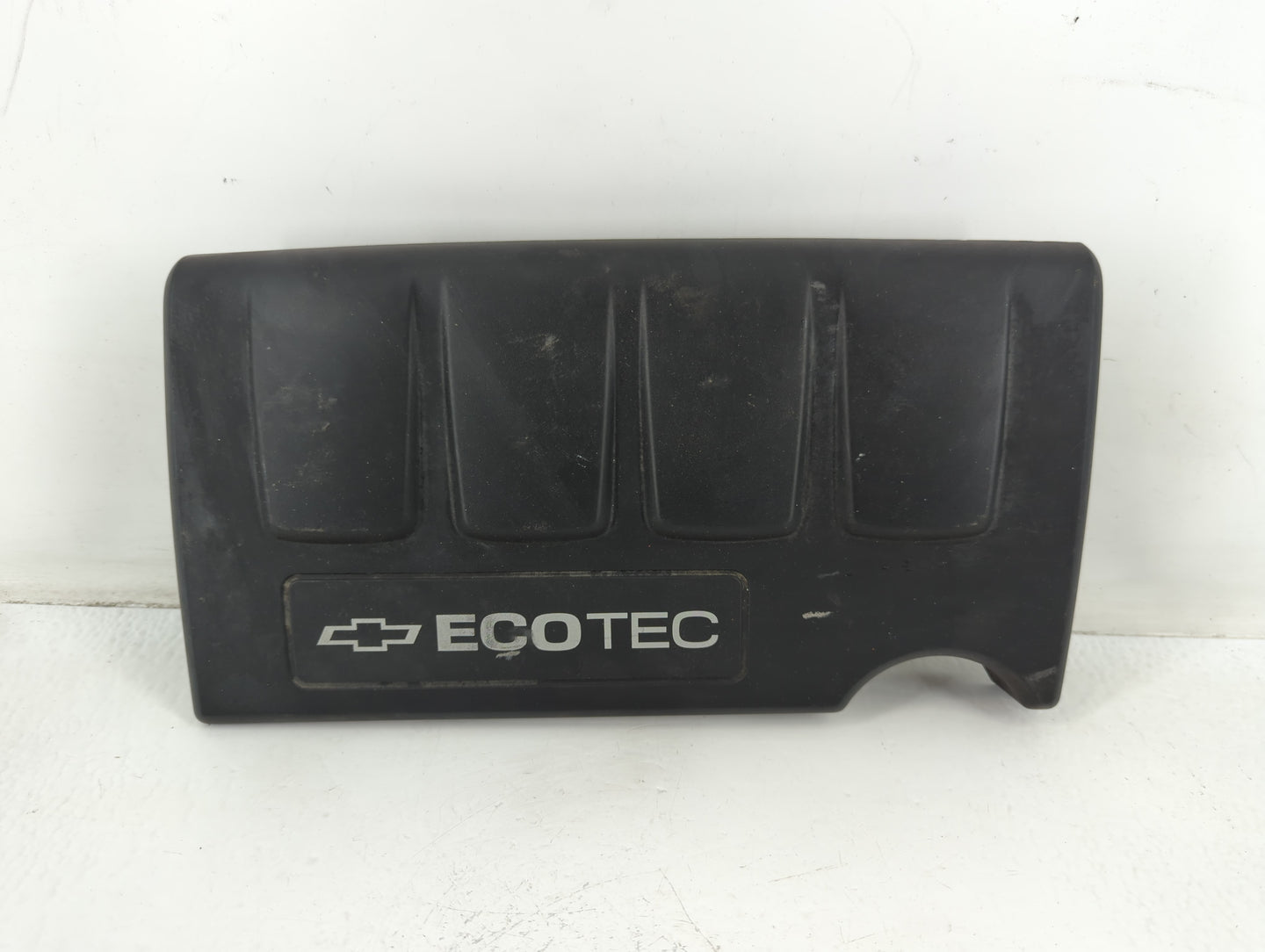 2014 Chevrolet Cruze Engine Cover - Oemusedautoparts1.com