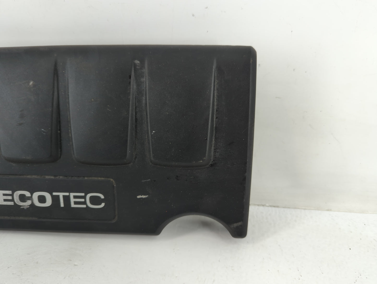 2014 Chevrolet Cruze Engine Cover - Oemusedautoparts1.com