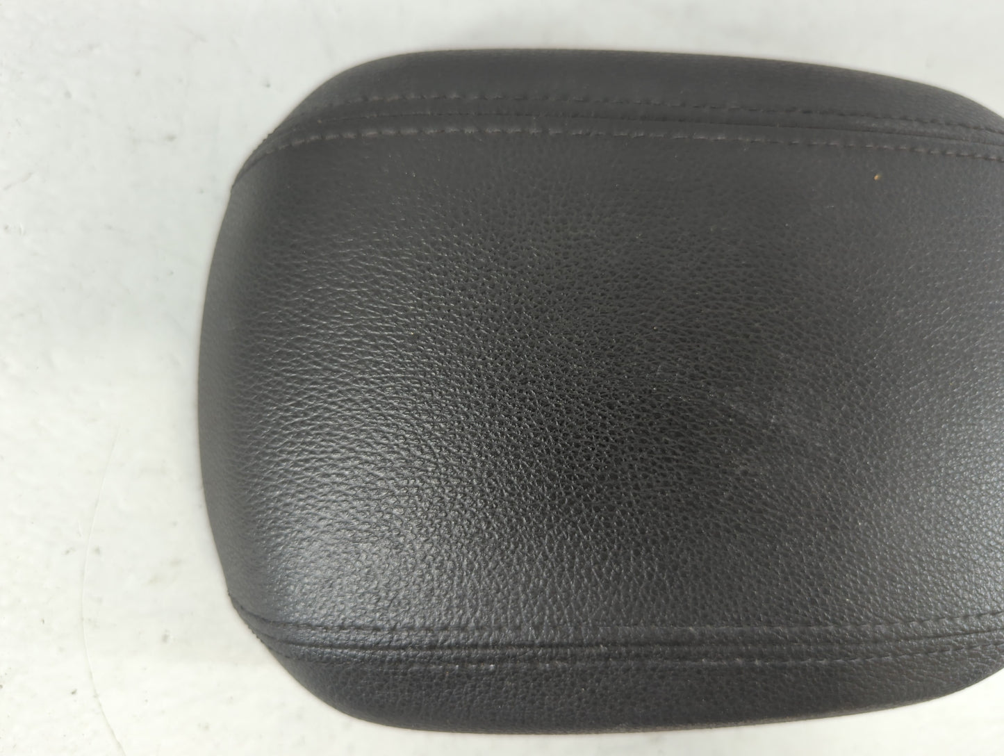 2013-2016 Chevrolet Cruze Center Console Armrest Cover Lid Fits Fits 2013 2014 2015 2016 OEM Used Auto Parts - Oemusedautopa