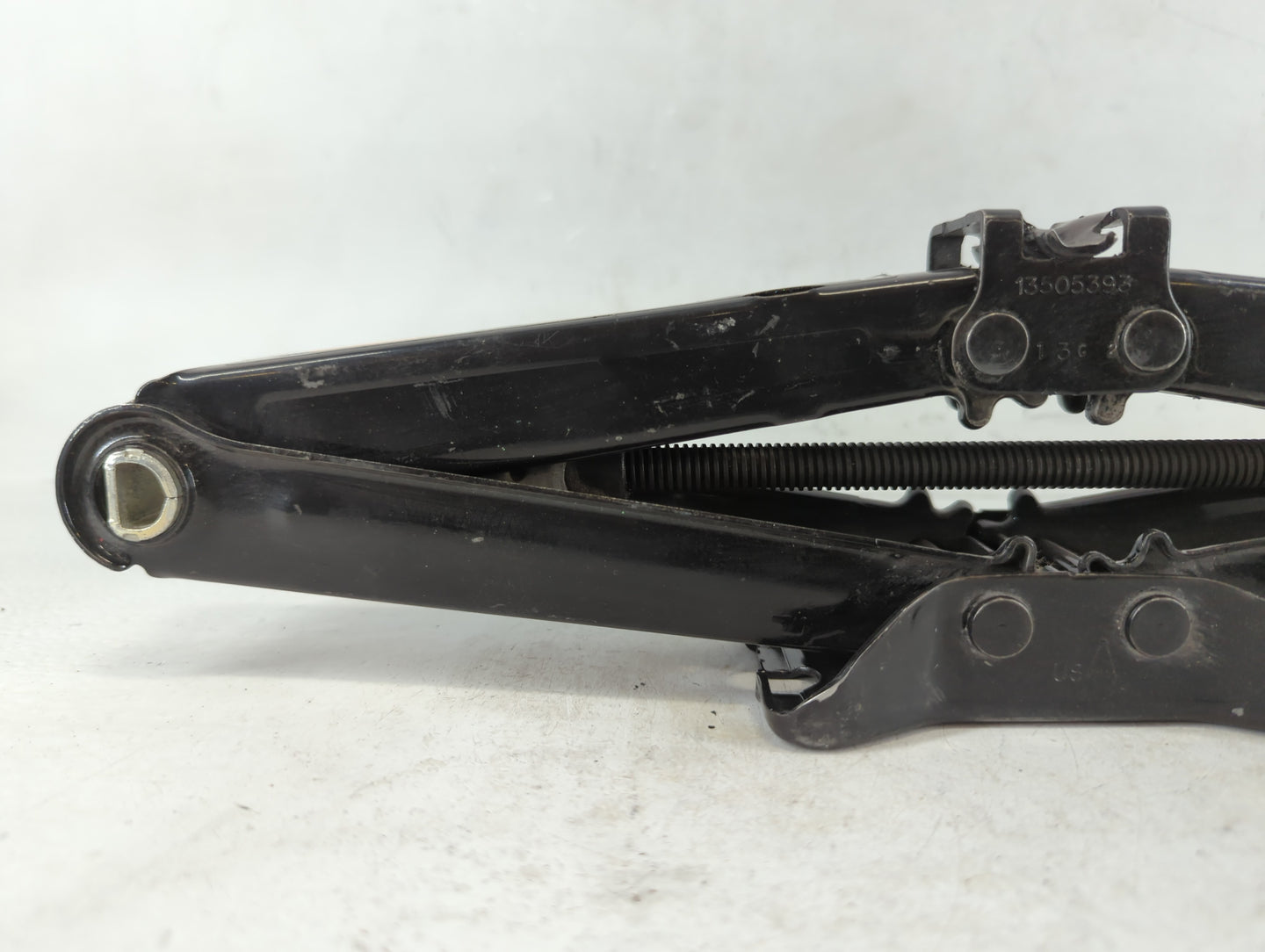 2014 Chevrolet Cruze Spare Scissor Car Jack 706975 - Oemusedautoparts1.com