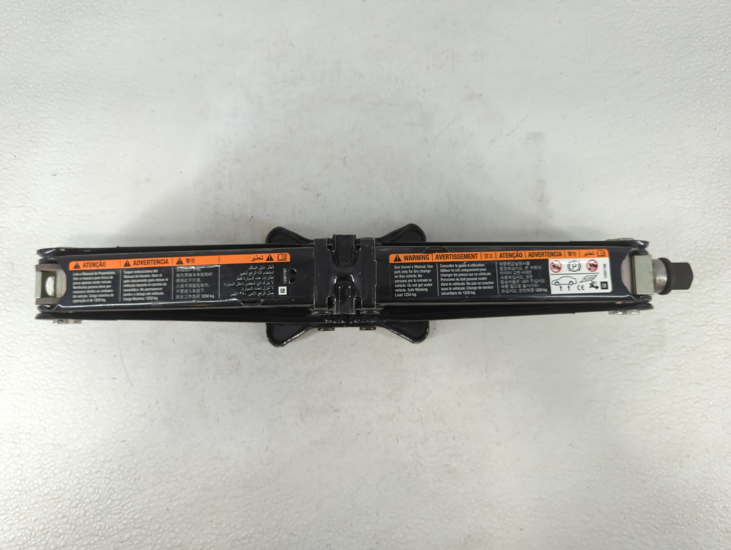 2014 Chevrolet Cruze Spare Scissor Car Jack 706975 - Oemusedautoparts1.com