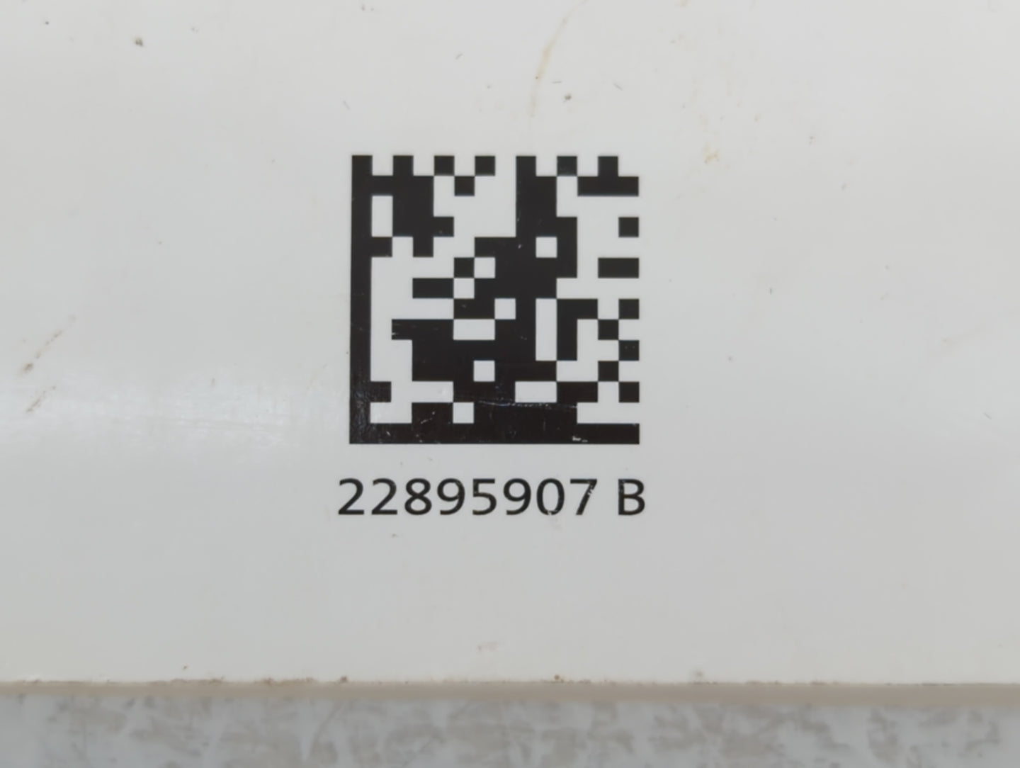 2014 Chevrolet Cruze Owners Manual Book Guide P/N:22895907 B OEM Used Auto Parts - Oemusedautoparts1.com